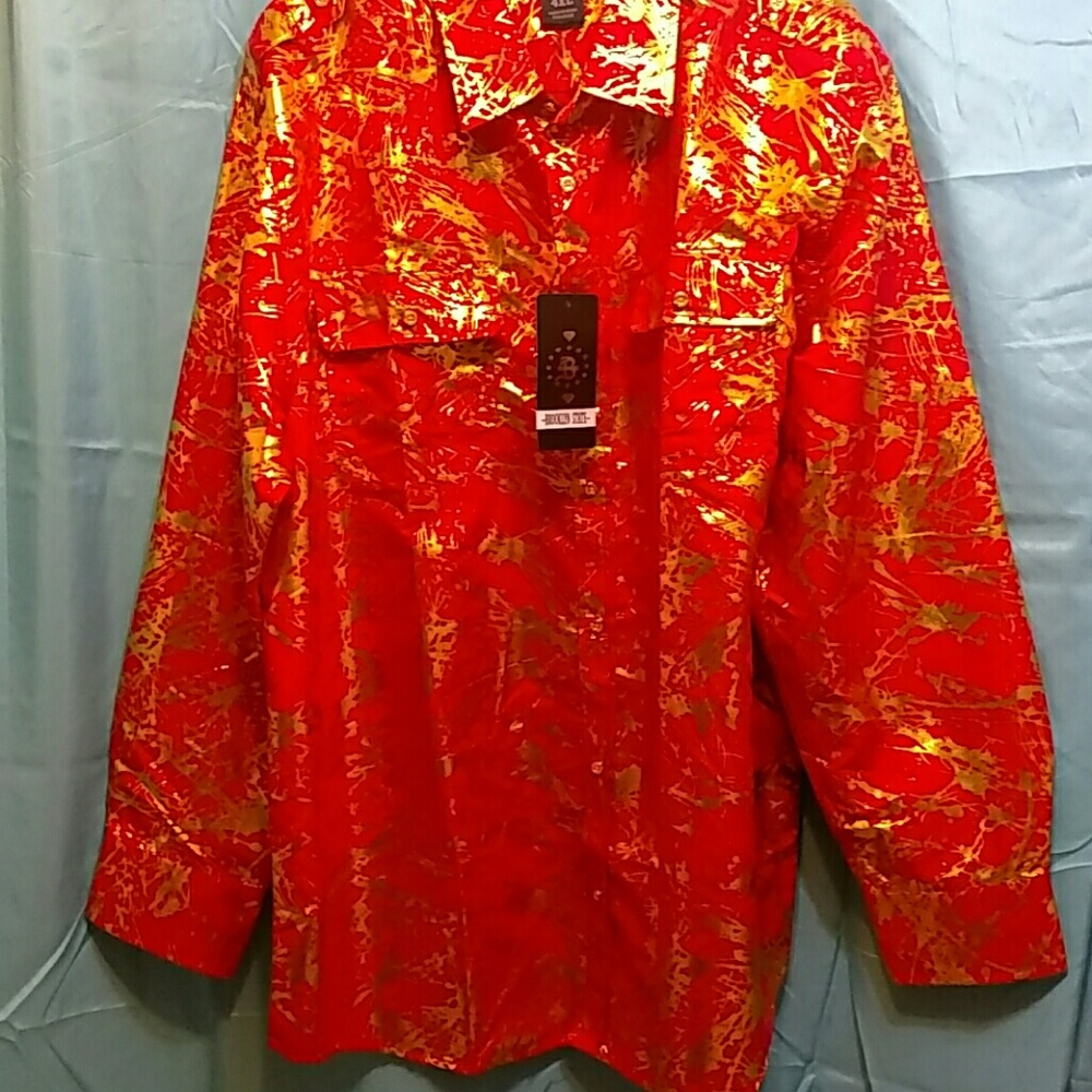 Button down shirt red with gold